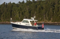 Back Cove 30 cruises near the Basin